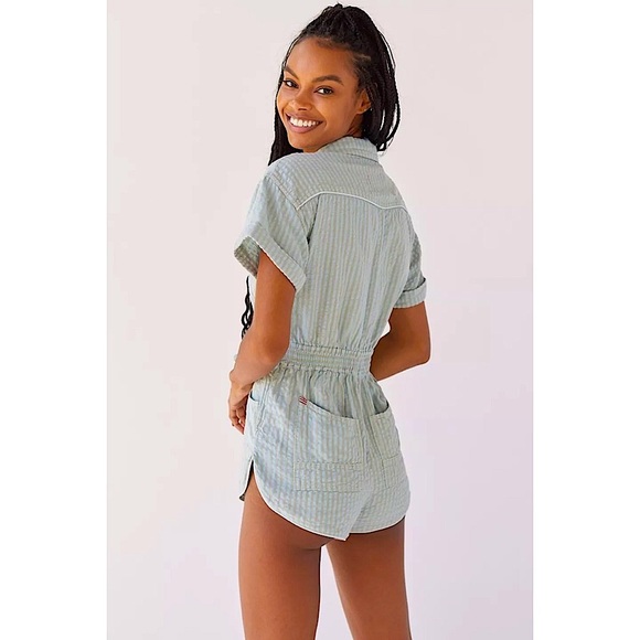 URBAN OUTFITTERS BDG Devon Linen Tie-Waist Romper - Picture 2 of 9